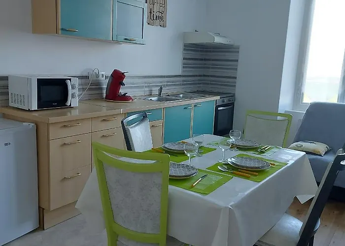 Charmant Appartement Proche Carcassonne
